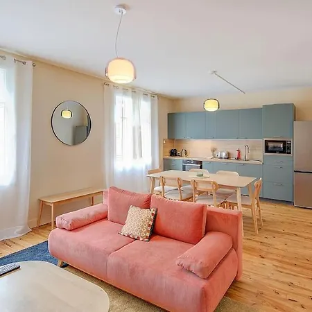 Daire L'oeillet - Place Plumereau